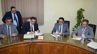 جامعة بنها تخطط لإنشاء 10 غرف عمليات بمستشفياتها