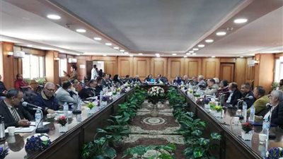 مركز جامعي للكتب بجامعة العريش و50 جنيهًا حد أقصى للكتاب