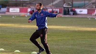 ثلاثي الأهلي مهدد بالغياب عن القمة