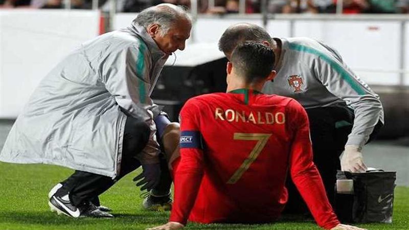 رونالدو يتعرض لإصابة