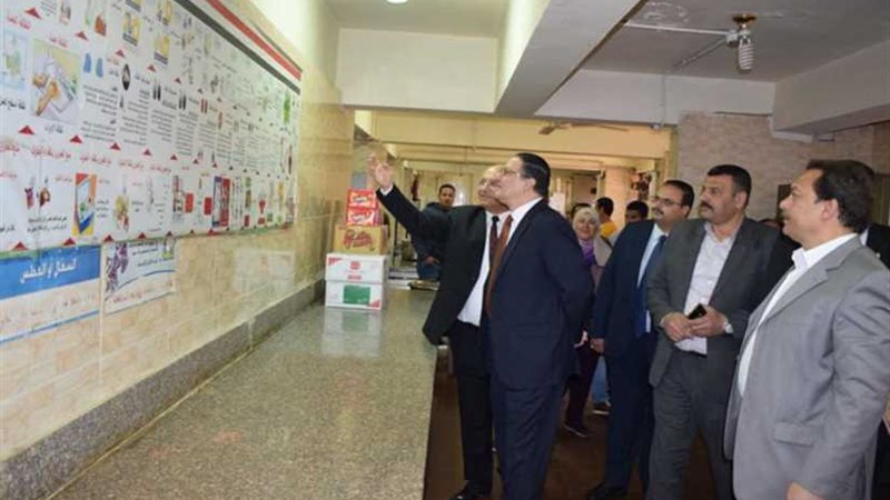 رئيس جامعة بنها يتفقد