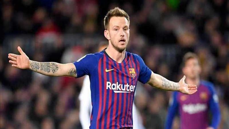 برشلونة لا ينوي تحسين