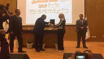 تكريم أمل موسى وعمرو حسان بمحافطة الغربية