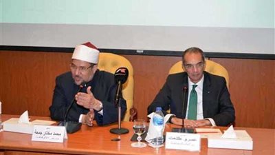 وزيرا الأوقاف والاتصالات يفتتحان مركز الحاسب الآلي الدولي