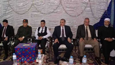 محافظ أسيوط يشهد حفل زفاف أحد مصابي العملية الشاملة بسيناء