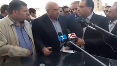 رئيس الوزراء يستمع لشرح حول مشروعات الصرف بالفيوم الجديدة