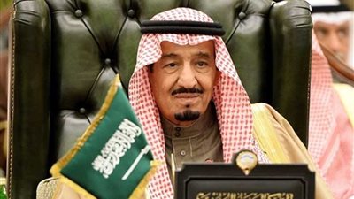 الملك سلمان يطير إلى تونس للمشاركة في القمة العربية