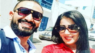 شاهد .. أحمد سعد يعلن انفصاله عن سمية الخشاب 