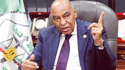 قضايا الدولة تعيد 800 فدان مقابل انتفاع من شركة دواجن