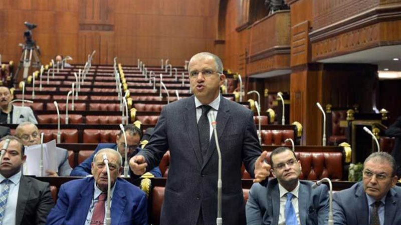 مؤسسات اقتصادية ومالية: