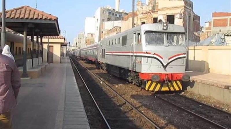 قطارت إضافية بين