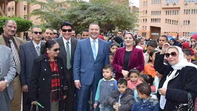 السعيد يفتتح احتفالية بيوم اليتيم بآداب بنها