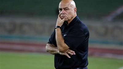 جروس يطمئن على النقاز في المران اليوم