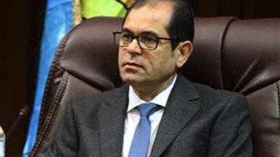 نائب رئيس جامعة الأزهر يجري حوارا مفتوحا مع طلاب كلية الزراعة