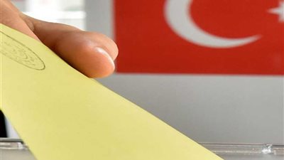 نتائج أولية.. حزب أردوغان يتراجع في أنقرة وإزمير وأنطاليا ويتصدر بإسطنبول