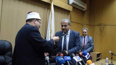 وزيرا التموين والأوقاف يوقعان بروتوكولًا لتجهيز 