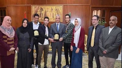 تكريم طلاب المنوفية المتميزين في الملتقيات الطلابية