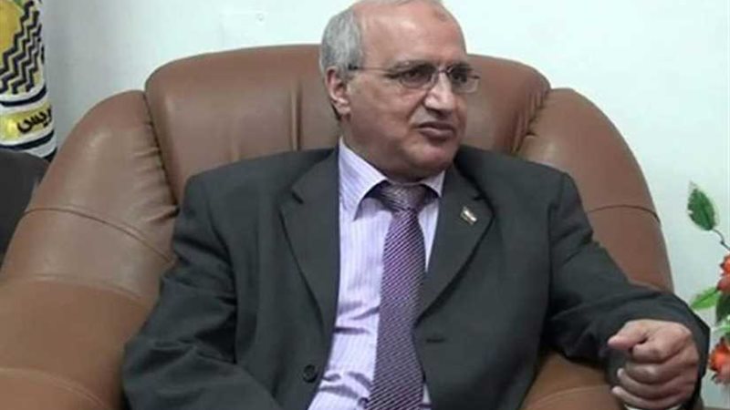 وفد برلماني يستمع