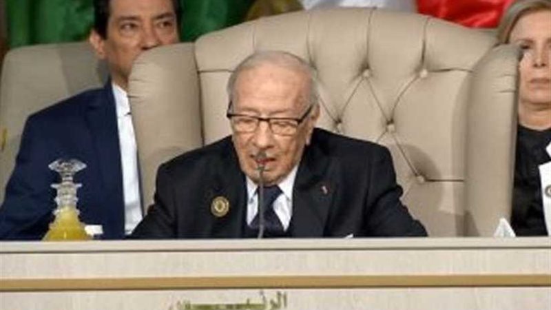 السبسي يعطي الكلمة