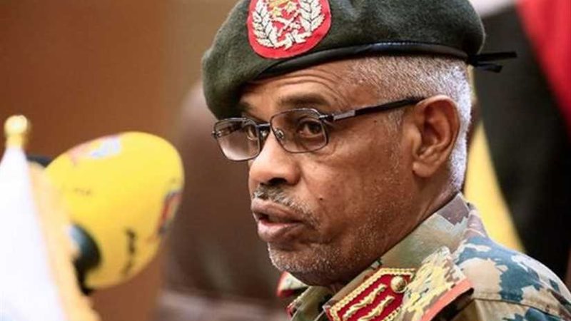 السودان أمام القمة