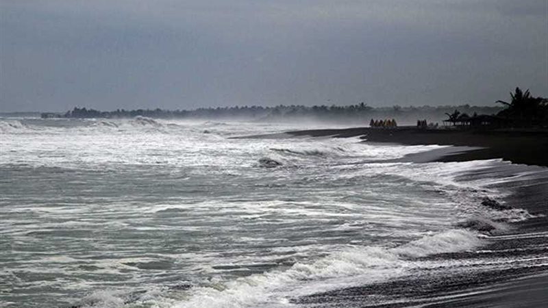 اليونان تعلن حالة