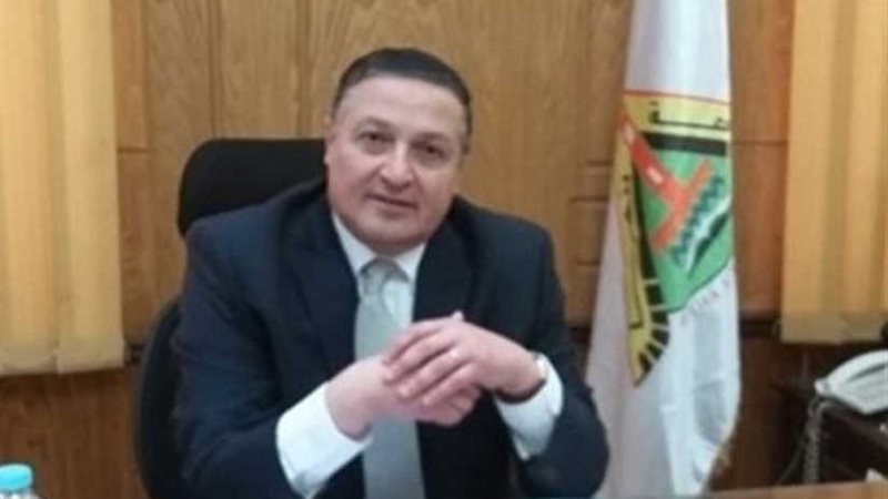 تكريم طالبتين بآداب