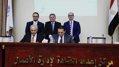 وزير قطاع الأعمال يشهد انطلاق برنامج التحول الرقمي للشركات التابعة