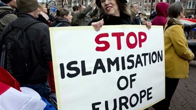 تقرير دولي: 74% ارتفاعًا في حالات الإسلاموفوبيا بالنمسا العام الماضي