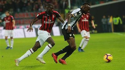 ميلان يسقط في فخ التعادل الإيجابي أمام أودينيزي بالدوري الإيطالي