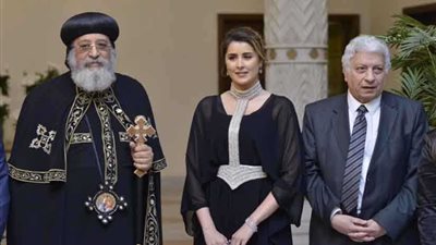 بالصور.. البابا تواضروس وفنانون في احتفالية عرض فيلم 