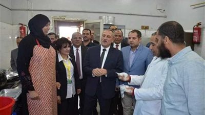 صرف 15 ألف جنيه دعمًا لمدرسة التربية الفكرية بالإسماعيلية