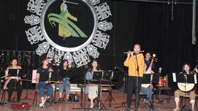 الصين تستخدم آلات تراثية في عرضهم الفني بمهرجان دمنهور الدولي