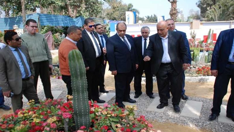 وزير الزراعة يفتتح