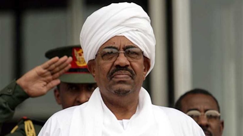 الرئيس السوداني يعين