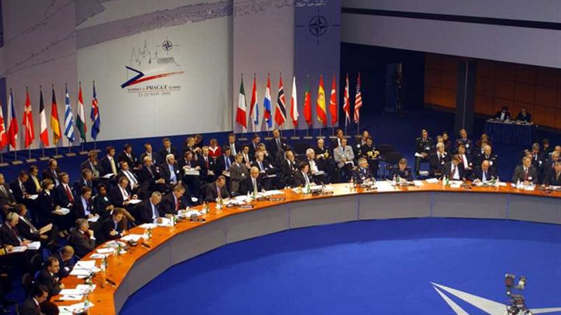 الناتو : العلاقات