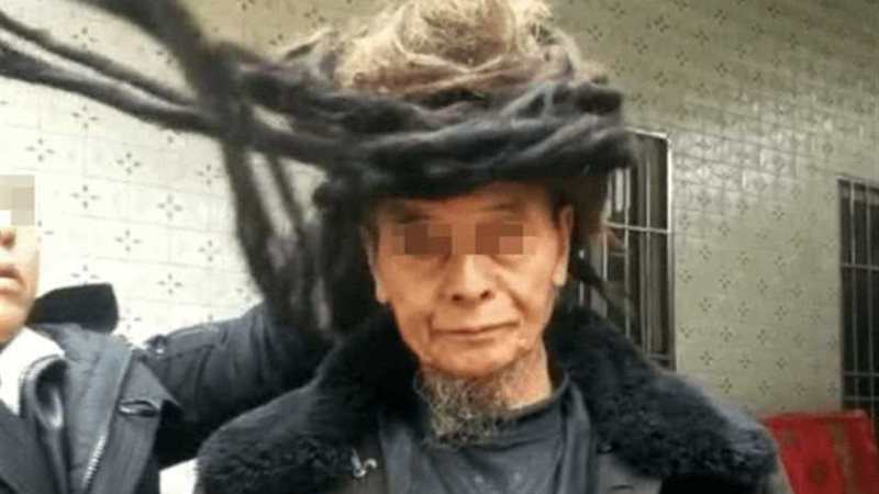 بالصور.. صيني لم