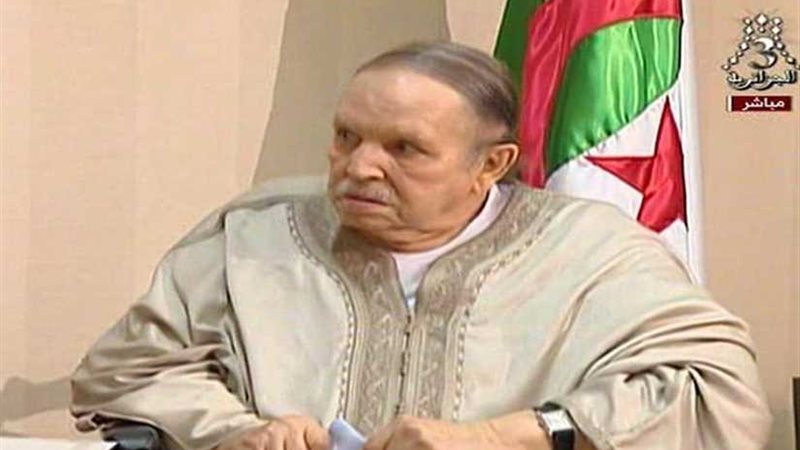 بالفيديو.. لحظة تقديم