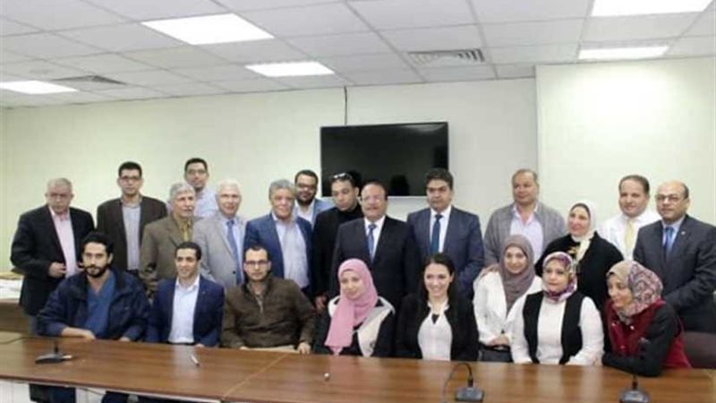 سبع يكرّم أطباء استخراج