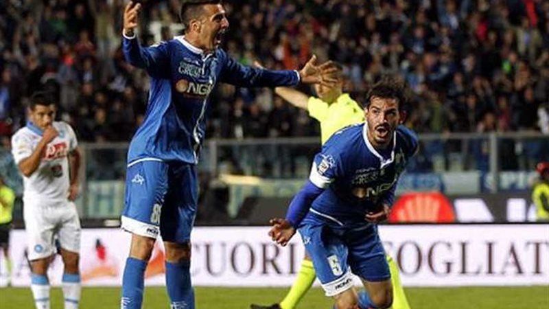 نابولي يخسر أمام