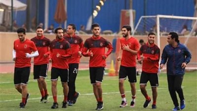 السفير المصري في جنوب إفريقيا في مقر بعثة الأهلي