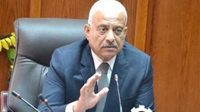 محافظ السويس يعتمد مواعيد امتحانات الابتدائية والإعدادية