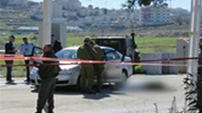 مستوطنون يغلقون طريق نابلس - جنين ويرشقون مركبات الفلسطينين بالحجارة