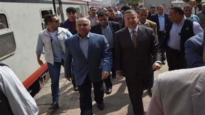 وزير النقل: مراجعة إجراءات الأمن والسلامة وتحسين الخدمات لركاب السكة الحديد 