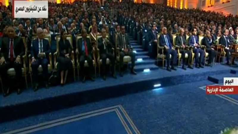 الرئيس السيسي يشهد