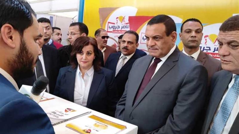 محافظ البحيرة ونائب