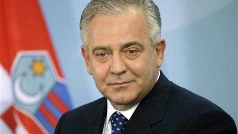 سجن رئيس الوزراء