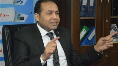 اقتراح بتعديل قانوني يعطي الغرف التجارية إلزام التجار بميثاق شرف