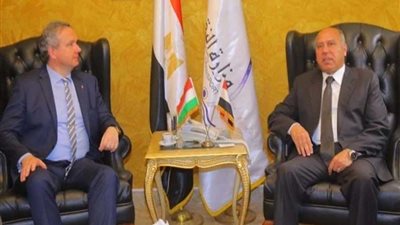 وزير النقل: توريد الدفعة الأولى من صفقة 1300 عربة سكة حديد في ديسمبر المقبل