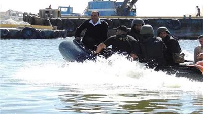 يقظة رجال المسطحات المائية تنقذ شابا من الغرق بنهر النيل