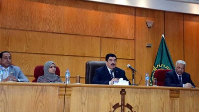 القليوبية تستعرض الاستعدادات النهائية للاستفتاء على التعديلات الدستورية